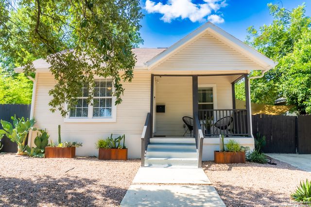 1023 W ROSEWOOD AVE, San Antonio, TX 78201