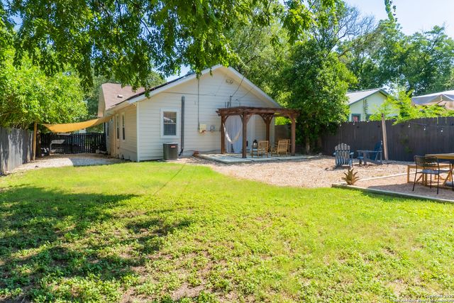 1023 W ROSEWOOD AVE, San Antonio, TX 78201