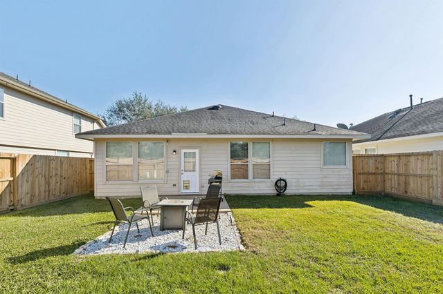 15227 Willowhurst Drive, Cypress, TX 77429