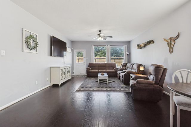 15227 Willowhurst Drive, Cypress, TX 77429