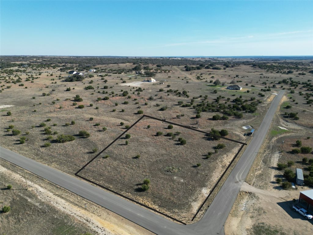 526 Mt Hollow Drive, Granbury, TX 76048