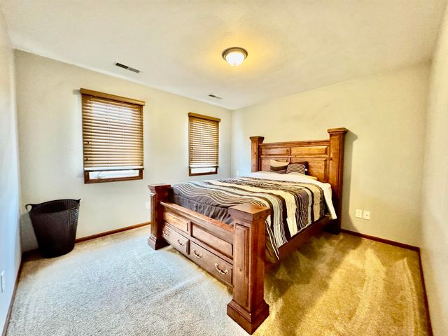 4720 Orellana Avenue, Cedar Falls, IA 50613