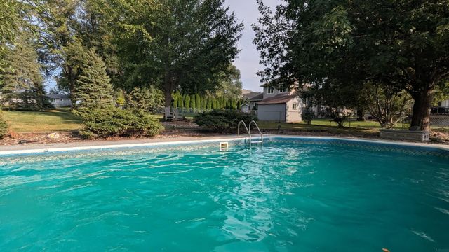 4720 Orellana Avenue, Cedar Falls, IA 50613