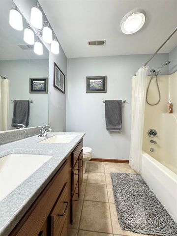 4720 Orellana Avenue, Cedar Falls, IA 50613