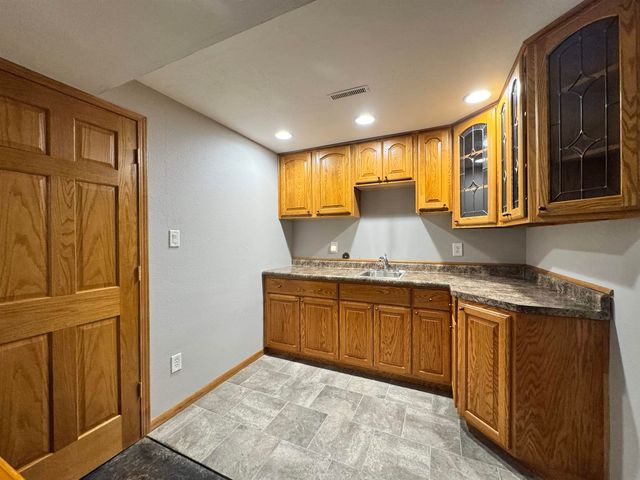 4720 Orellana Avenue, Cedar Falls, IA 50613