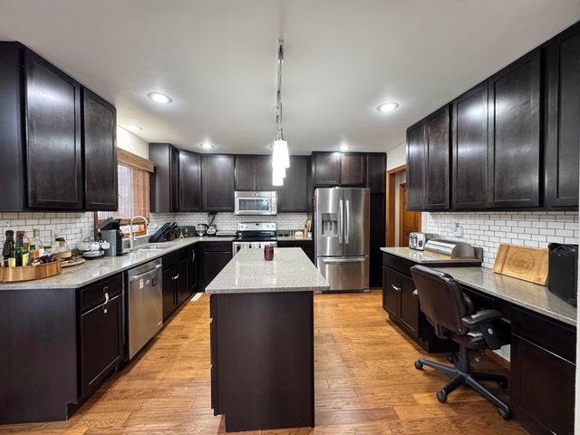 4720 Orellana Avenue, Cedar Falls, IA 50613