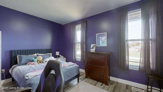 389 Fernwood Dr, Mt Washington, KY 40047