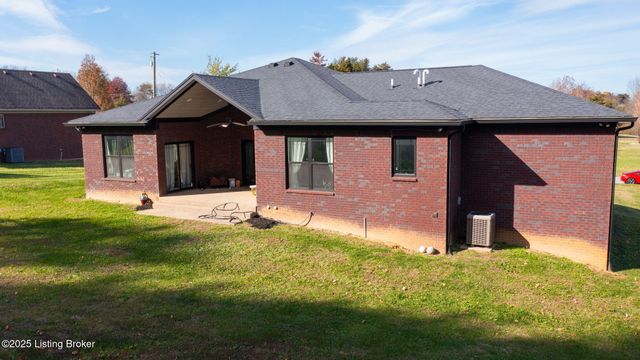 389 Fernwood Dr, Mt Washington, KY 40047