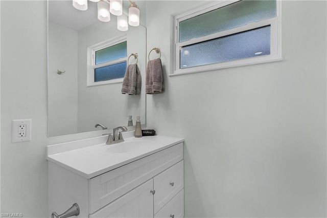 5389 Serenity CV, Bokeelia, FL 33922