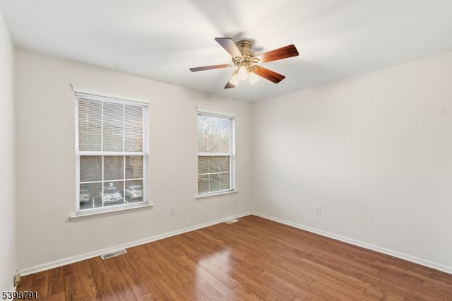 8 Brookline Ct, Montgomery Twp., NJ 08540