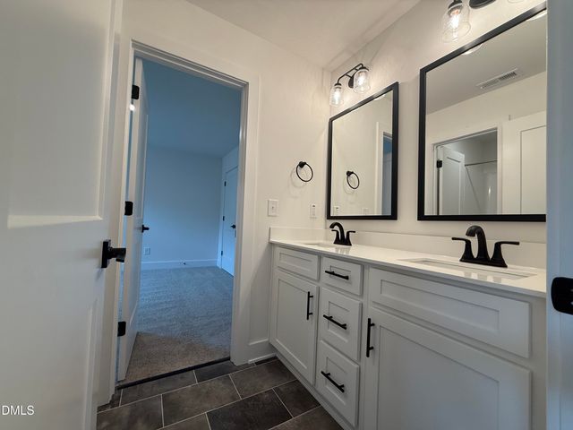 189 Kipling Creek Drive, Fuquay Varina, NC 27526