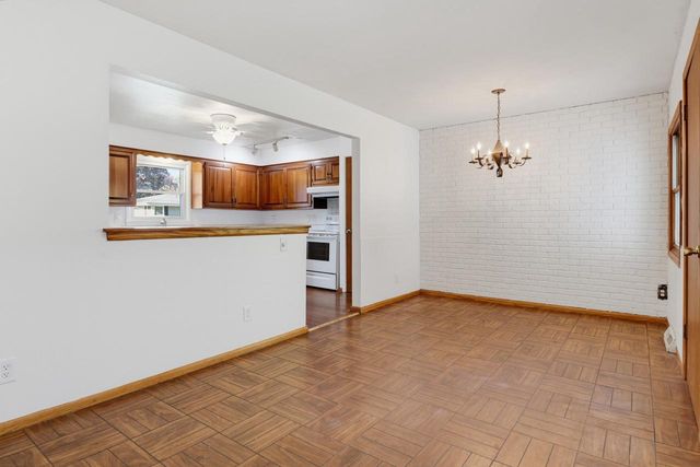 5421 Laura LANE, Greendale, WI 53129
