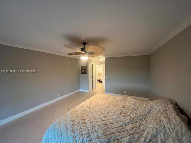 16233 Laurel Dr 17, Weston, FL 33326