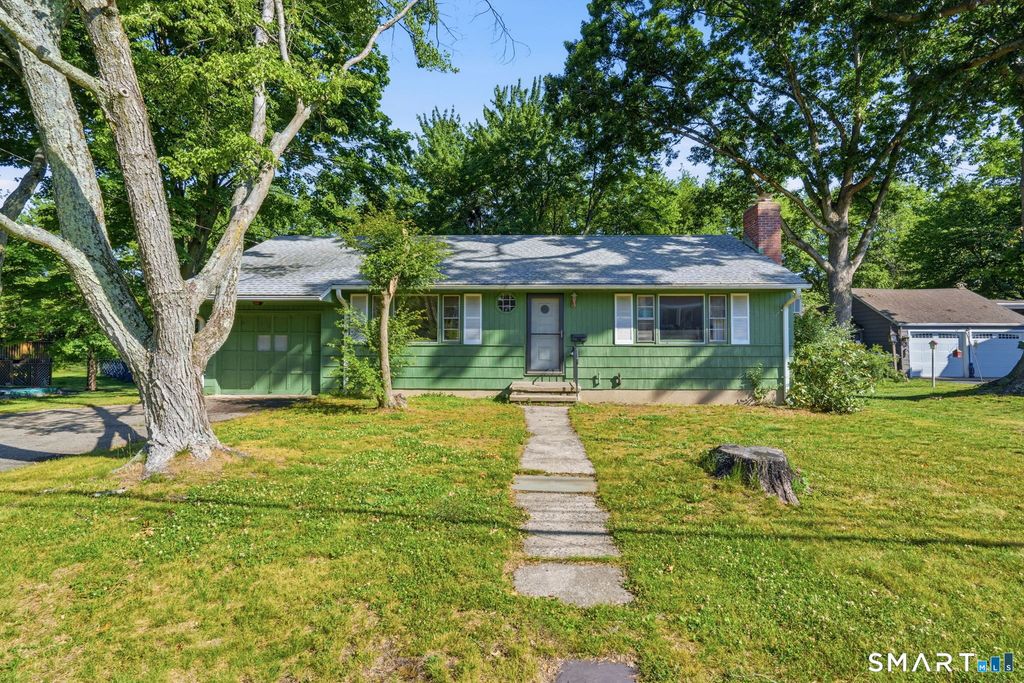 145 Intervale Road, Trumbull, CT 06611