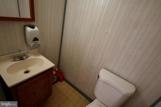 850 PRANGLEY AVE, Lancaster, PA 17603