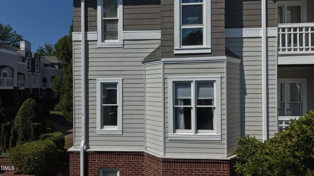 1021 Brighthurst Drive 206, Raleigh, NC 27605