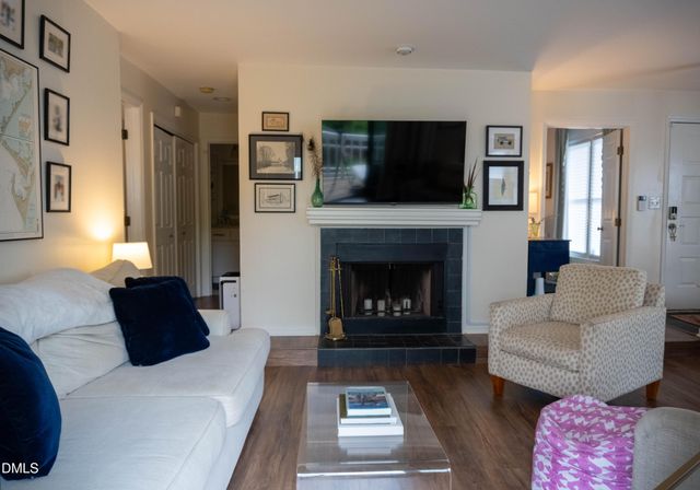 1021 Brighthurst Drive 206, Raleigh, NC 27605