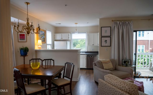 1021 Brighthurst Drive 206, Raleigh, NC 27605