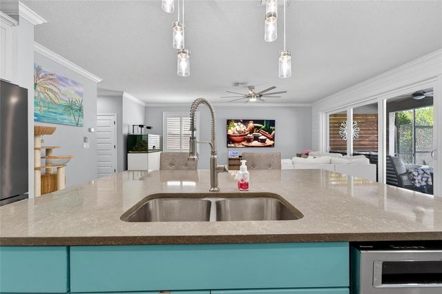 7504 LANTERN PARK AVENUE, Apollo Beach, FL 33572