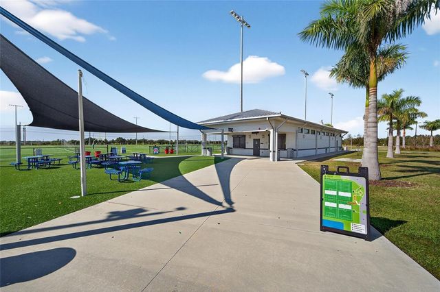 7504 LANTERN PARK AVENUE, Apollo Beach, FL 33572