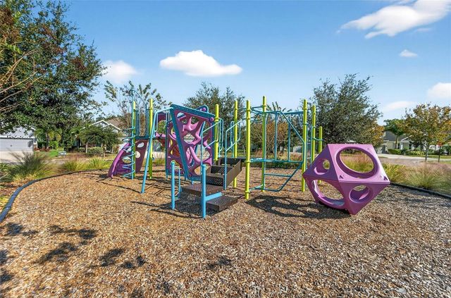 7504 LANTERN PARK AVENUE, Apollo Beach, FL 33572