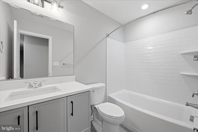 159 LAUCK DR, Winchester, VA 22603