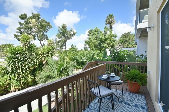 2780 SW 33 AVE, Miami, FL 33133