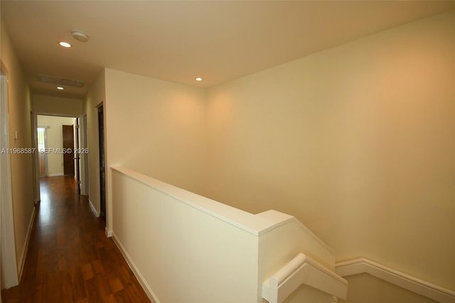 2780 SW 33 AVE, Miami, FL 33133