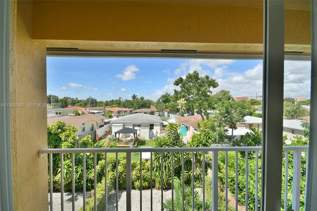 2780 SW 33 AVE, Miami, FL 33133