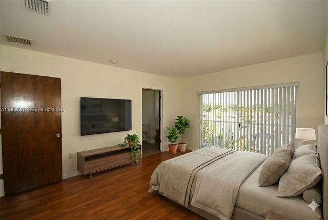 2780 SW 33 AVE, Miami, FL 33133