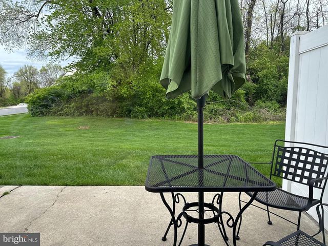1338-F W WYOMISSING BLVD, West Lawn, PA 19609