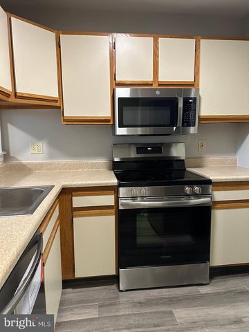 1338-F W WYOMISSING BLVD, West Lawn, PA 19609