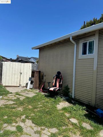 1823 Church St, Oakland, CA 94621