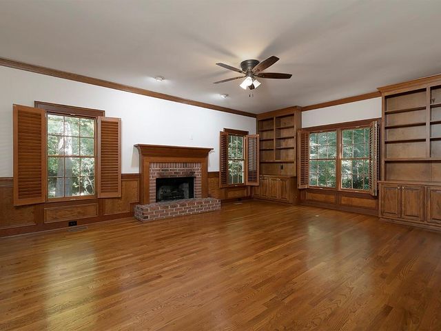 4789 Deer Run NW, Kennesaw, GA 30152