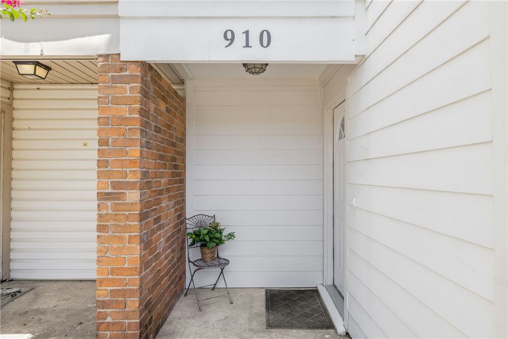 910 Navidad Street, Bryan, TX 77801 — photo 5