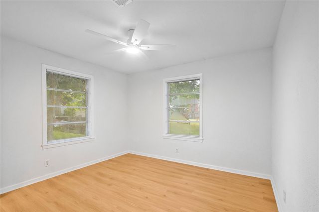 316 S Noble Road, Texas City, TX 77591