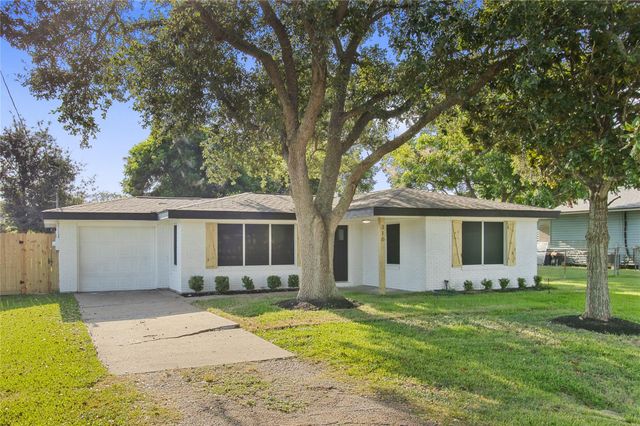 316 S Noble Road, Texas City, TX 77591