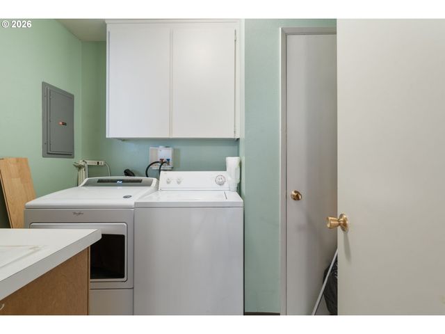 3142 22ND Ave, Forest Grove, OR 97116