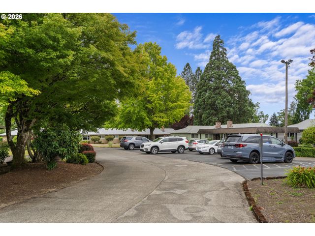 3142 22ND Ave, Forest Grove, OR 97116