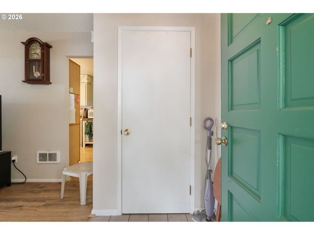 3142 22ND Ave, Forest Grove, OR 97116
