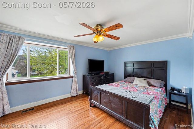 9642 Sharon Street, Taylor, MI 48180