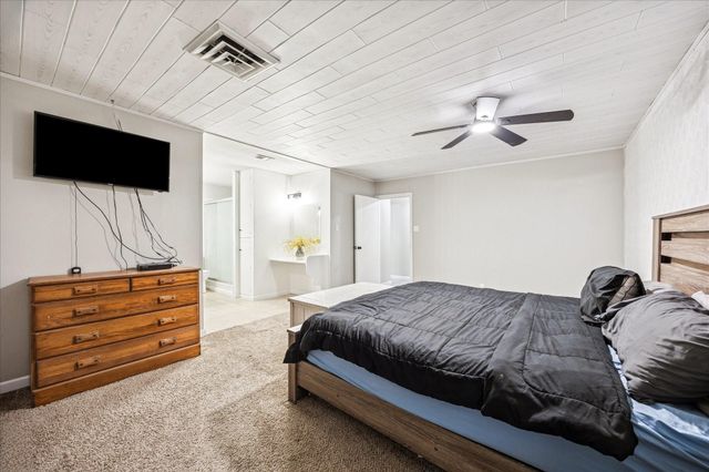 11910 11th Street, Santa Fe, TX 77510