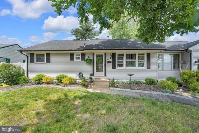 337 DREXEL AVE, Blackwood, NJ 08012