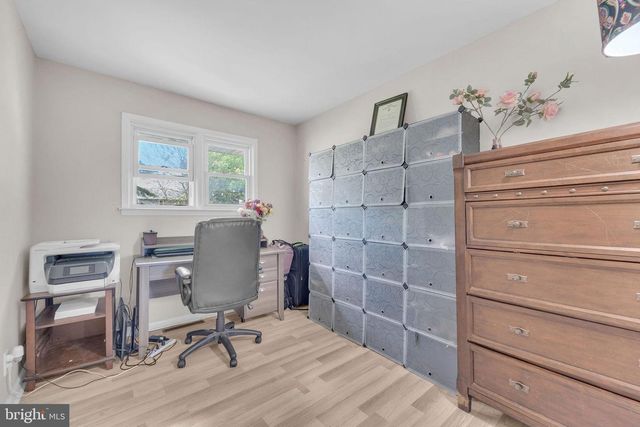 337 DREXEL AVE, Blackwood, NJ 08012