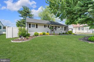 337 DREXEL AVE, Blackwood, NJ 08012