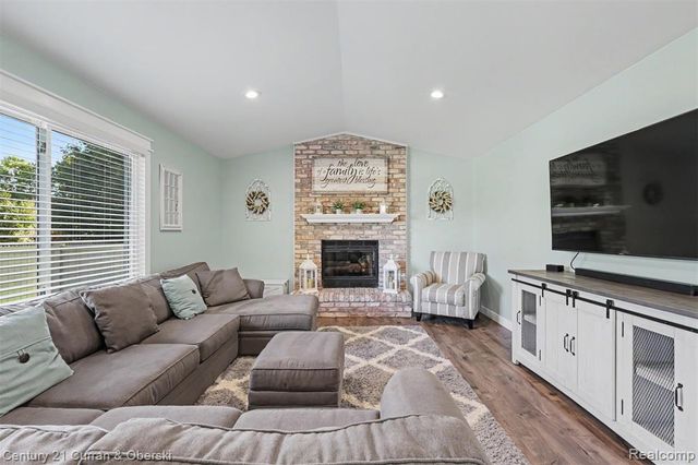 4183 Inglewood Drive, Ypsilanti, MI 48197
