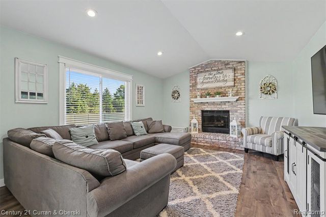 4183 Inglewood Drive, Ypsilanti, MI 48197