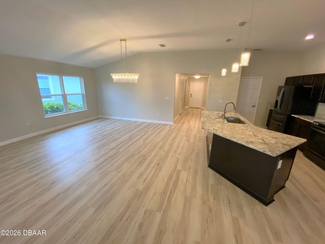 437 Grande Sunningdale Loop, Daytona Beach, FL 32124