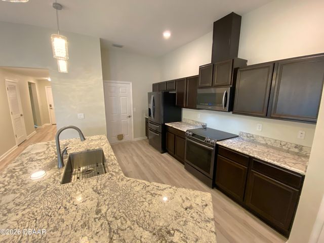 437 Grande Sunningdale Loop, Daytona Beach, FL 32124