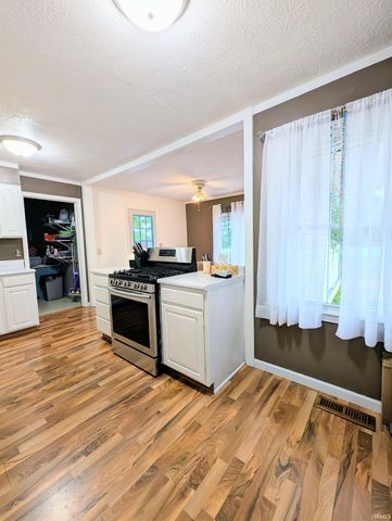 2802 N Webster Street, Kokomo, IN 46901